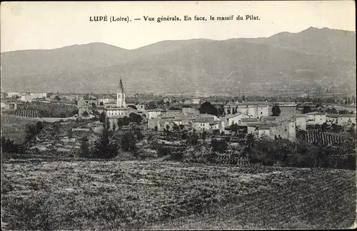 Ak Lupé Loire, Vue générale, massif du Pilat