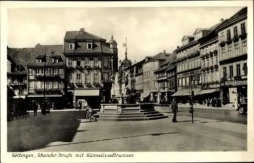 Ak Göttingen in Niedersachsen, Weender Straße mit Gänselieselbrunnen