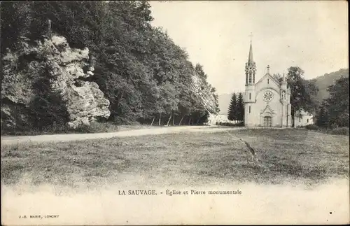 Ak La Sauvage Meurthe et Moselle, Église et Pierre monumentale