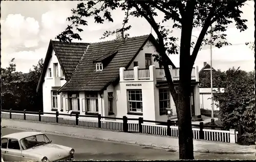 Ak Sankt Peter Ording in Nordfriesland, Haus Waldeck, Trabant