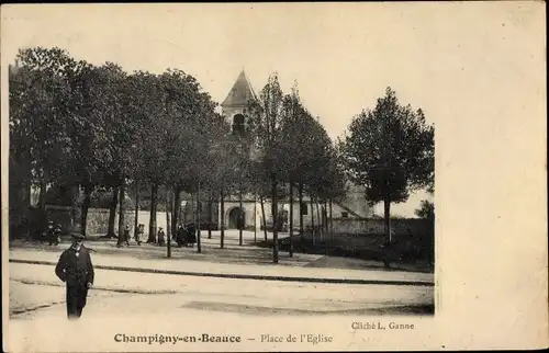 Ak Champigny en Beauce Loir-et-Cher, Place de l'Eglise