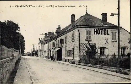 Ak Chaumont Loir-et-Cher, La rue principale, Hôtel