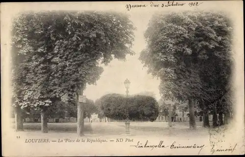 Ak Louviers Eure, Place de la Republique