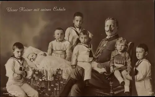 Ak Kaiser Wilhelm II. von Preußen mit seinen Enkeln, Liersch 7577