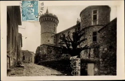 Foto Ak Pelussin Loire, Chateau de Virieu