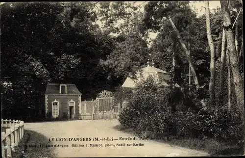 Ak Le Lion d'Angers Maine et Loire, Entree du Parc de L'Isle Briand