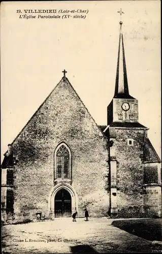 Ak Villedieu Loir-et-Cher, L'Église Paroissiale