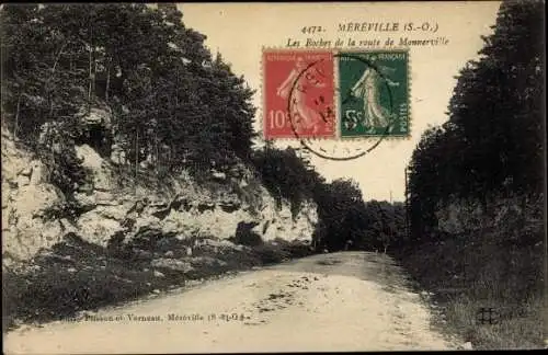 Ak Méréville Essonne, Les Roches de la route de Monnerville
