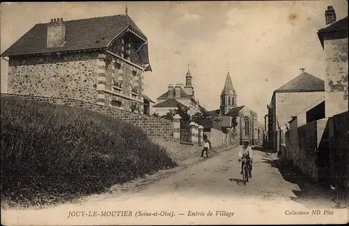 Ak Jouy le Moutier Val d'Oise, Entrée de Village