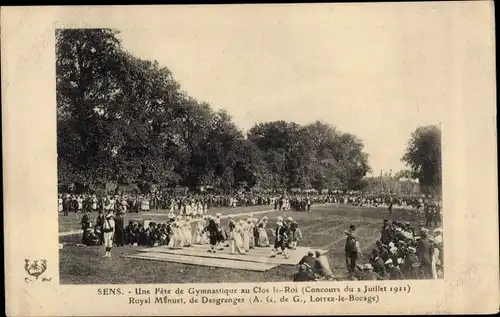 Ak Sens Yonne, Une Fete de Gymnastique au Clos le Roi 1911, Royal Menuet, de Desgranges