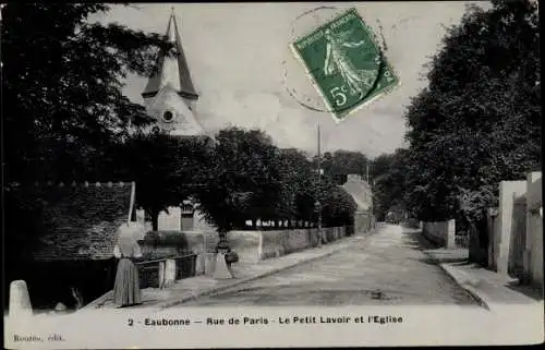 Ak Eaubonne Val d'Oise, Rue de Paris, le Petit Lavoir et l'Église