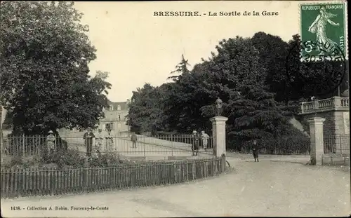 Ak Bressuire Deux Sèvres, La Sortie de la Gare