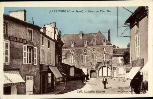 Ak Bressuire Deux Sèvres, Place du Cinq Mai