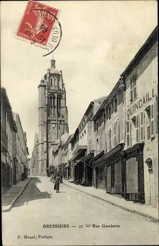 Ak Bressuire Deux Sèvres, Rue Gambetta