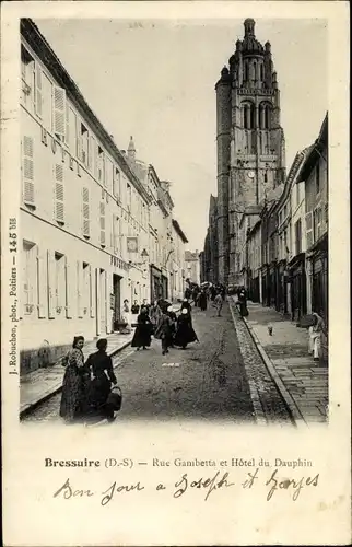 Ak Bressuire Deux Sèvres, Rue Gambetta et Hotel du Dauphin