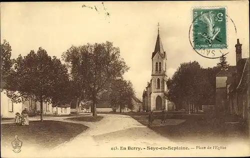 Ak Soye en Septaine Cher, Place de l'Église