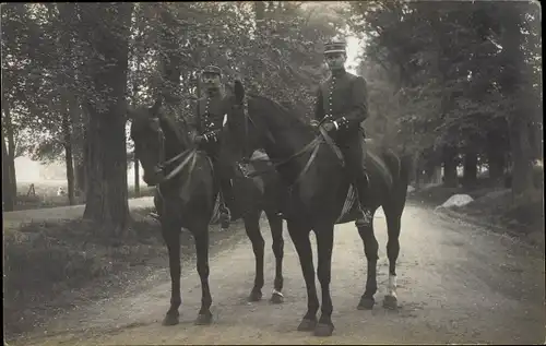 Foto Ak Französische Soldaten in Uniformen, Pferde