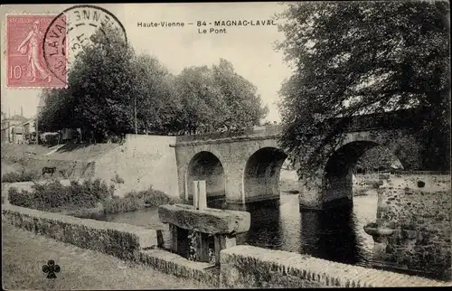 Ak Magnac Laval Haute Vienne, Le Pont