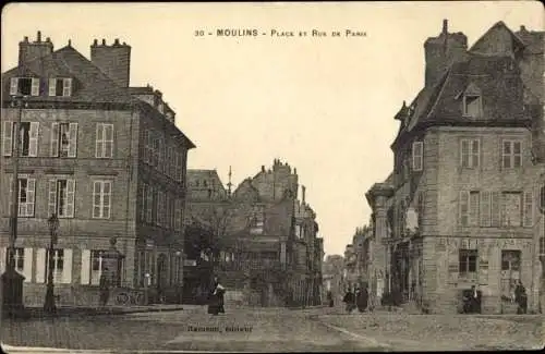 Ak Moulins Allier, Place et Rue de Paris, Hotel de Paris