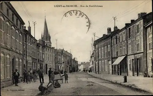 Ak Ligny en Barrois Meuse, Rue de Neufchâteau