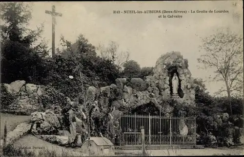 Ak Nueil les Aubiers Deux Sèvres, Grotte de Lourdes, Calvaire