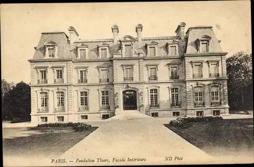 Ak Paris XVI., Fondation Thiers, Facade Intérieure