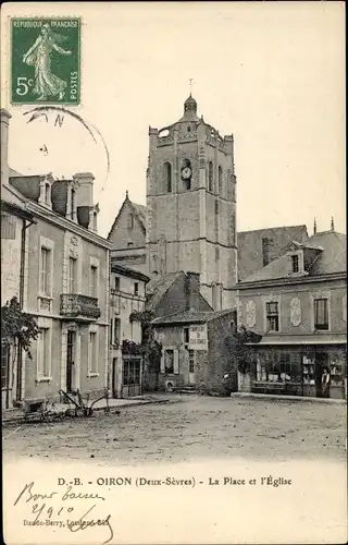 Ak Oiron Deux Sèvres, Place, Eglise