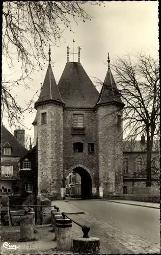 Ak Villeneuve sur Yonne, Porte de Joigny