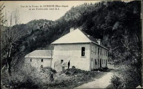 Ak Durbon Hautes Alpes, Vue de la Ferme et ses Forets