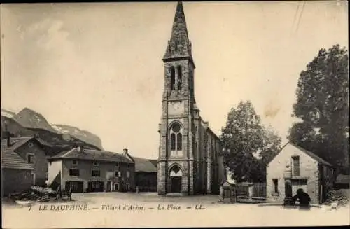 Ak Villard d'Arene Hautes-Alpes, La Place, Kirche