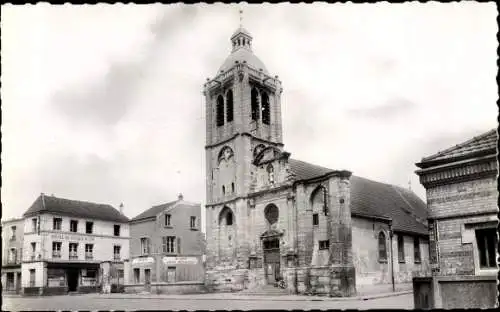 Ak Houilles Yvelines, L'Eglise, Kirche, Hotel