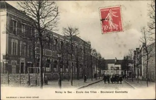 Ak Noisy le Sec Seine Saint Denis, École des filles, Boulevard Gambetta