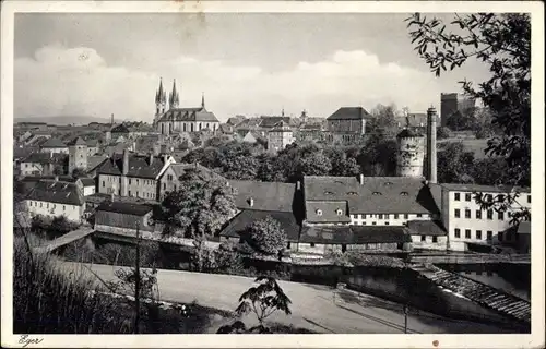 Ak Cheb Eger Reg. Karlsbad, Blick auf den Ort, Kirche