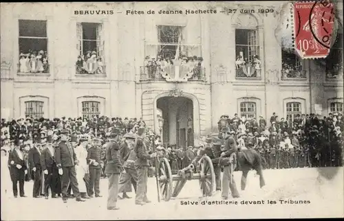 Ak Beauvais Oise, Fetes de Jeanne Hachette 1909, Salve d'artillerie devant les Tribunes