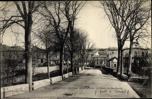 Ak Argenton Chateau Deux Sèvres, La Route au Bas Bourg