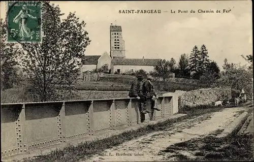 Ak Saint Fargeau Yonne, Le Pont du Chemin de Fer