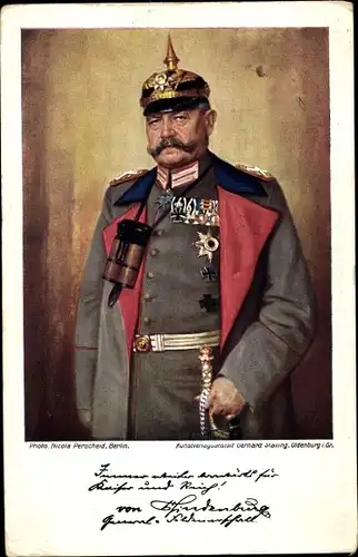 Ak Generalfeldmarschall Paul von Hindenburg, Portrait in Uniform, Feldstecher