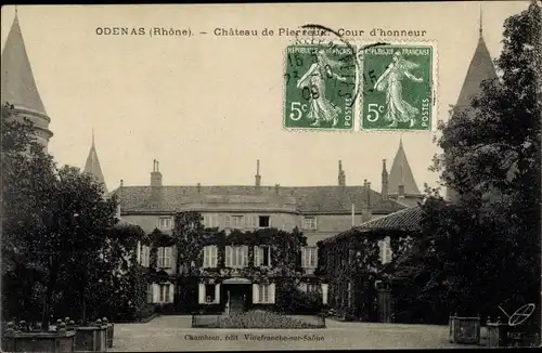 Ak Odenas Rhône, Chateau de Pierreux, Cour d'honneur