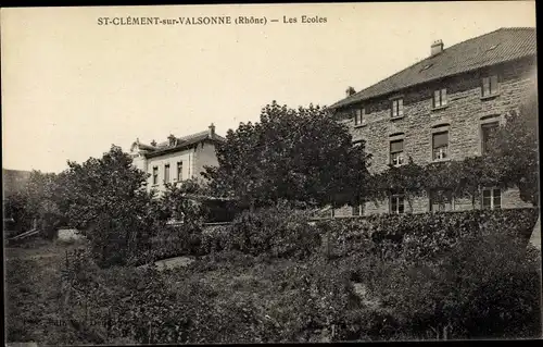 Ak St. Clément sur Valsonne Rhône, Les Ecoles