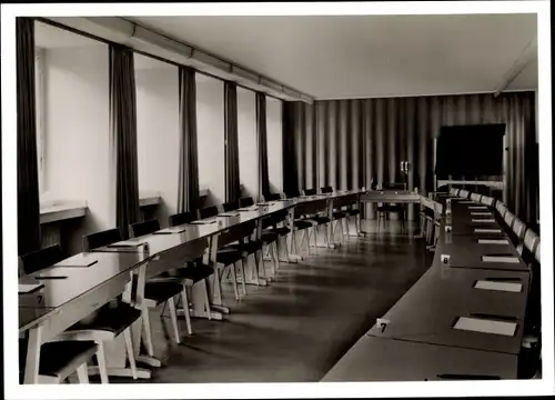 Ak Düsseldorf am Rhein, David Hansemann Haus der Deutsche Bank AG, Poststraße 5, Unterrichtsraum