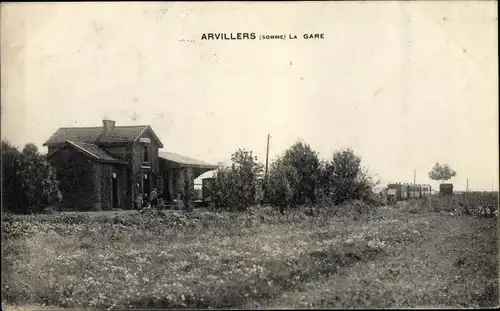 Ak Arvillers Somme, La Gare, Bahnhof, Gleisseite