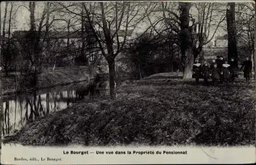 Ak Le Bourget Seine Saint Denis, Proprieté du Pensionnat