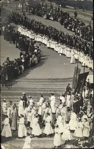 Foto Ak Erfurt in Thüringen, Festzug, Jungfrauen