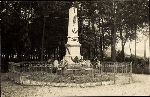 Foto Ak Perthes Seine et Marne, Monument aux morts