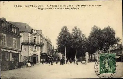 Ak Montlucon Allier, L'Avenue de la Gare, Vue prise de la Gare