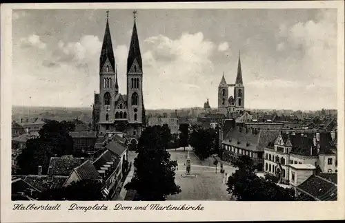 Ak Halberstadt in Sachsen Anhalt, Domplatz, Dom und Martinikirche