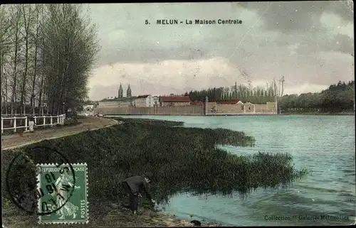 Ak Melun Seine et Marne, Maison Centrale