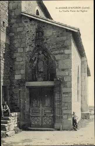 Ak St. André D'Apchon Loire, La vieille porte de l'église