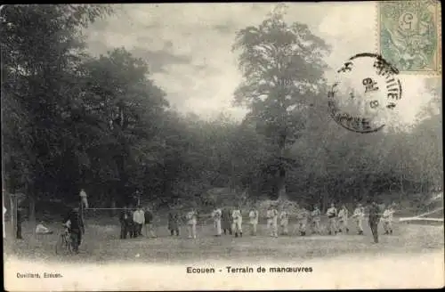 Ak Écouen Val-de-Oise, Terrain de manoeuvres