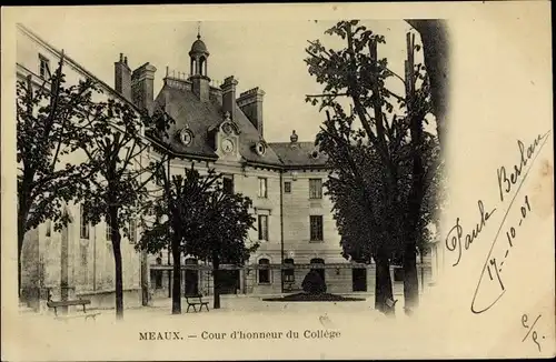 Ak Meaux Seine et Marne, College, Cour d'honneur